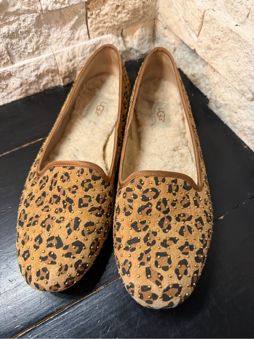 UGG 'Alloway' Leopard Leather Studded Slip On Flats Shoes Women’s 9